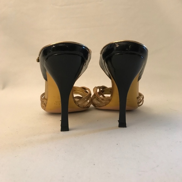 Gucci Gold and black patent mules - Picture 6 of 8